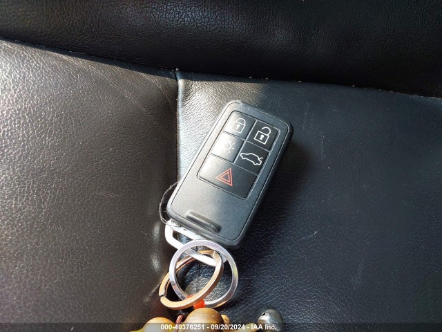 Volvo b4204t11 2015 YV440MDK1F2640653 Image 11