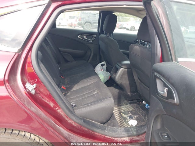 Chrysler 200 Touring 2017 1C3CCCFB1HN501044 Image 8