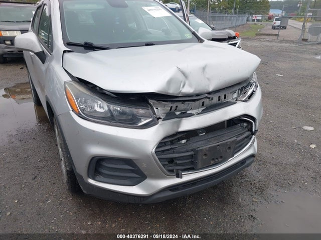 Chevrolet TRAX LS 2018 KL7CJKSB0JB614098 Image 6