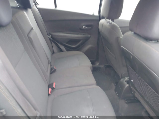 Chevrolet TRAX LS 2018 KL7CJKSB0JB614098 Image 8