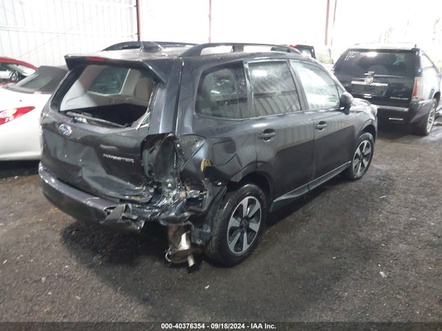 Subaru Forester 2.5i Premium 2018 JF2SJAEC1JH558104 Image 4