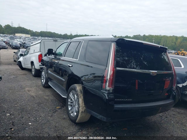 2018 CADILLAC ESCALADE 1GYS4AKJ1JR284142 Photo 2