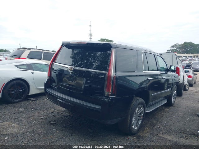 2018 CADILLAC ESCALADE 1GYS4AKJ1JR284142 Photo 3
