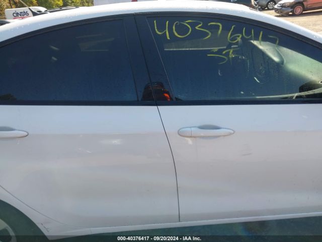 1C3CDFBA3GD604952 Dodge DART SXT