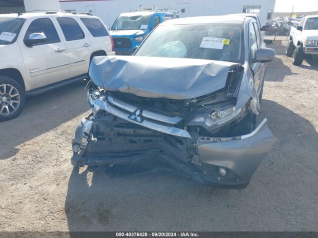 JA4AZ3A38HZ020387 Mitsubishi Outlander Se
