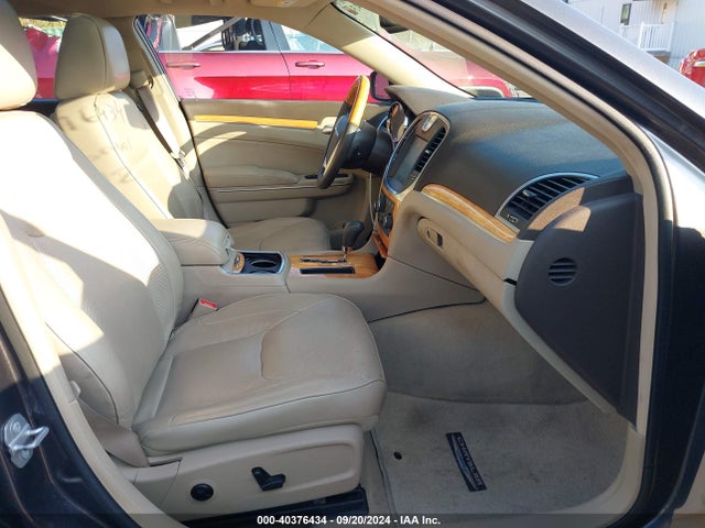 Chrysler 300C 2014 2C3CCAET4EH336920 Image 5