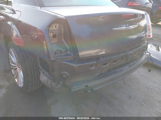 Chrysler 300C 2014 2C3CCAET4EH336920 Image 6