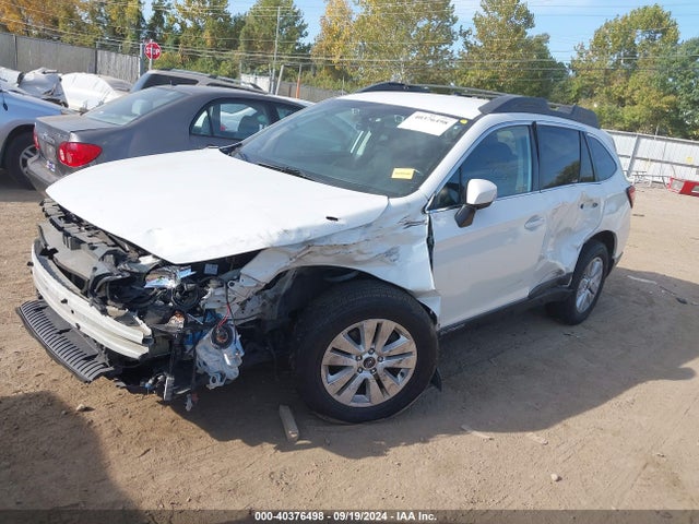 Subaru Outback 2.5i Premium 2017 4S4BSAFC4H3253757 Image 2