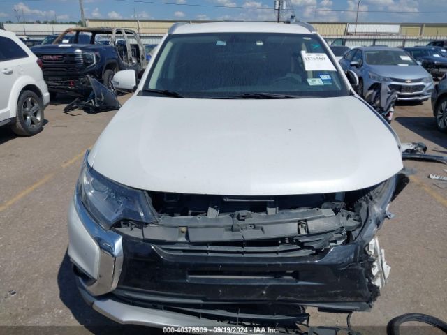 JA4AD3A37JZ009529 Mitsubishi Outlander Sel