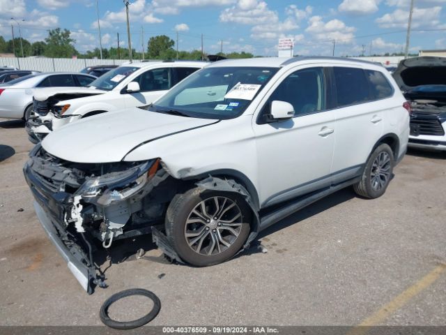 JA4AD3A37JZ009529 Mitsubishi Outlander Sel