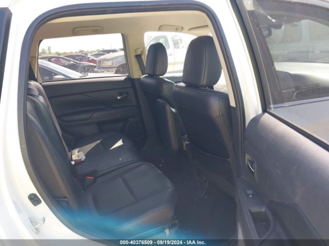 JA4AD3A37JZ009529 Mitsubishi Outlander Sel