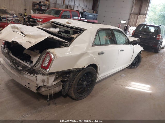 2C3CCAKGXJH194378 Chrysler 300 Limited Awd