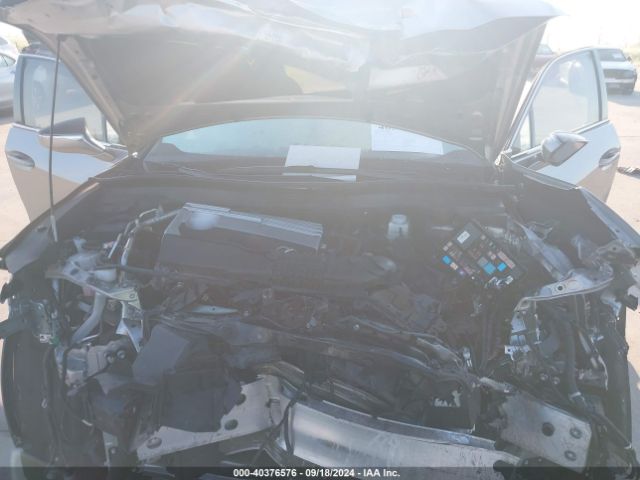 JTHX3JBH9N2048492 Lexus UX 200