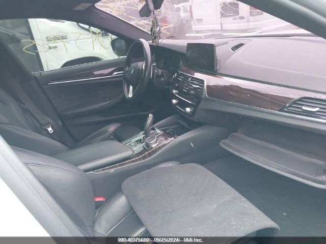 WBAJA5C5XKWA58185 BMW 530I