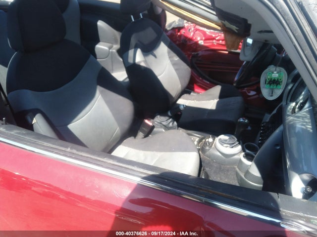 2005 MINI COOPER WMWRC33495TJ64428 Photo 4