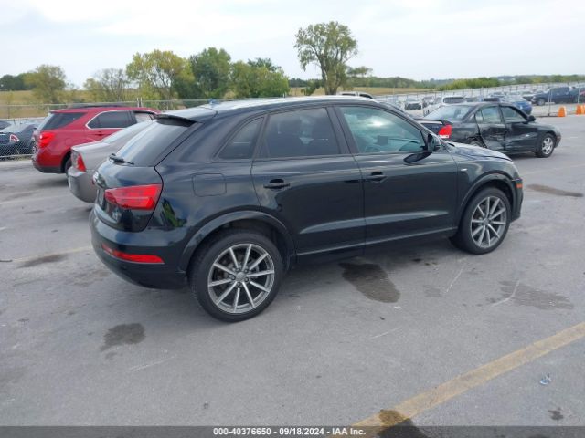 WA1ECCFS2JR010172 Audi Q3 2.0t Premium/2.0t Sport Premium