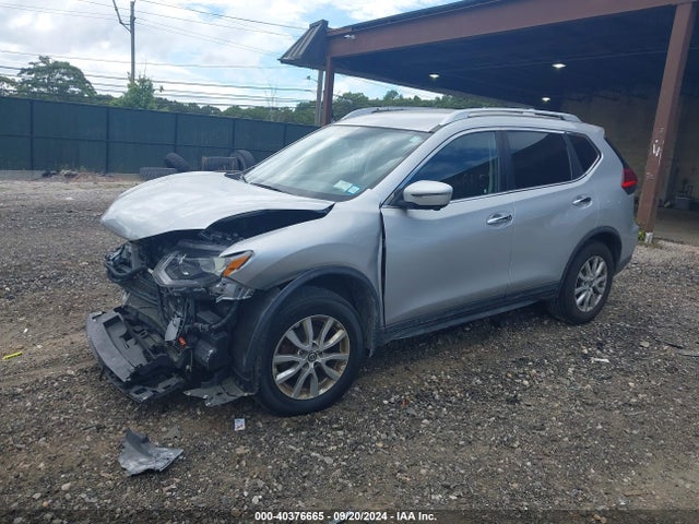 Nissan ROGUE SV 2017 KNMAT2MV9HP514848 Image 2
