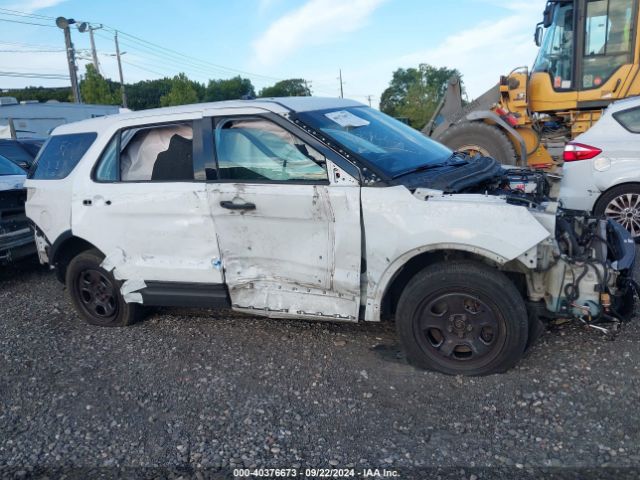 1FM5K8AR9HGB22530 Ford Utility Police Interceptor