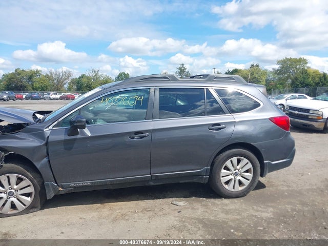 Subaru Outback 2.5i Premium 2018 4S4BSAFC4J3241890 Image 14