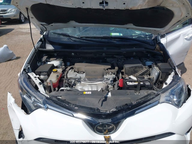 Toyota RAV4 LE 2018 2T3ZFREV5JW515331 Image 10
