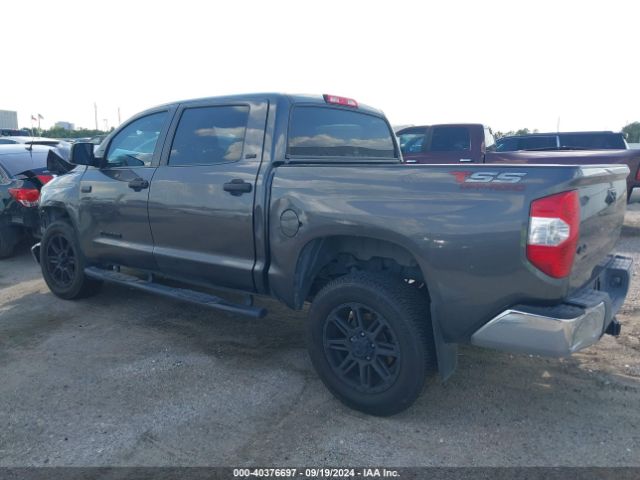 5TFDY5F14KX779677 Toyota Tundra Sr5 5.7l V8