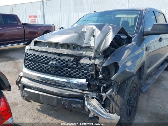 5TFDY5F14KX779677 Toyota Tundra Sr5 5.7l V8
