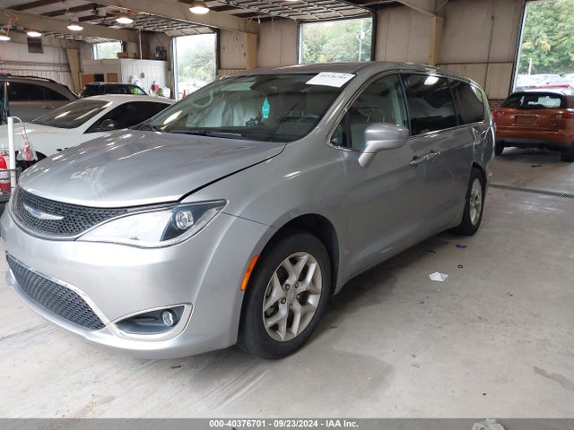 Chrysler Pacifica Touring Plus 2019 2C4RC1FG9KR666730 Image 2
