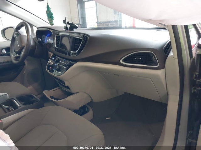 Chrysler Pacifica Touring Plus 2019 2C4RC1FG9KR666730 Image 5