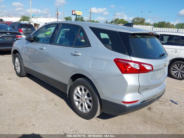 Chevrolet EQUINOX LS 2018 3GNAXREV9JL314041 Image 3