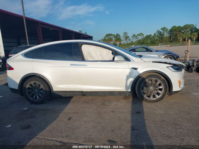 5YJXCBE20HF077069 Tesla Model X 100d/75d/90d