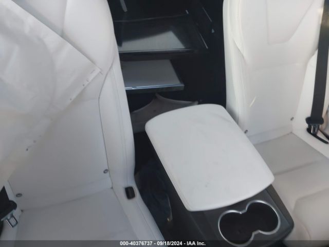 5YJXCBE20HF077069 Tesla Model X 100d/75d/90d