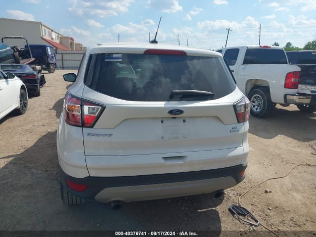 1FMCU0GD7HUA98762 Ford ESCAPE SE
