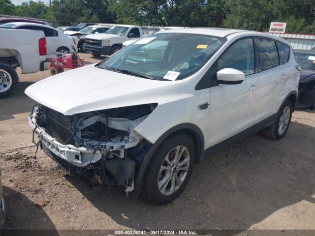 1FMCU0GD7HUA98762 Ford ESCAPE SE