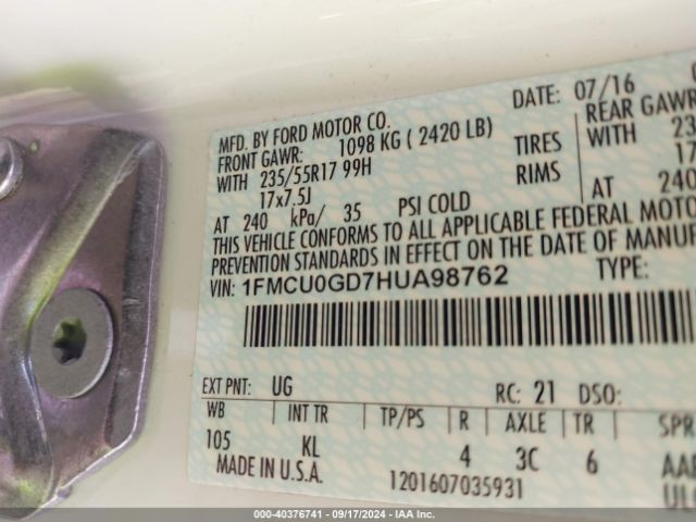 1FMCU0GD7HUA98762 Ford ESCAPE SE