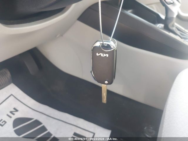 KNDJ23AU7L7060466 KIA SOUL LX