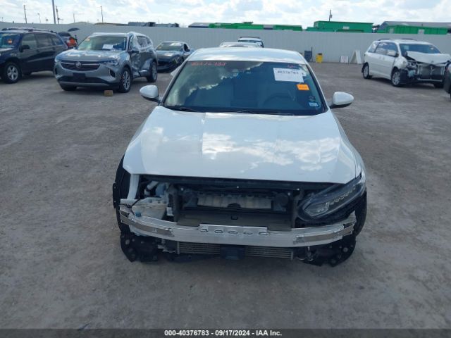 1HGCV1F17JA226389 Honda ACCORD LX