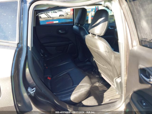 3C4NJCBB5JT248378 Jeep Compass Latitude Fwd