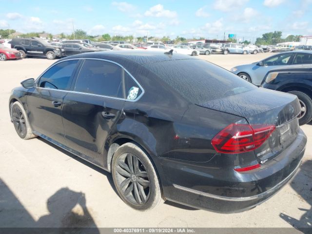 1VWBA7A37JC014188 Volkswagen Passat 2.0t Se
