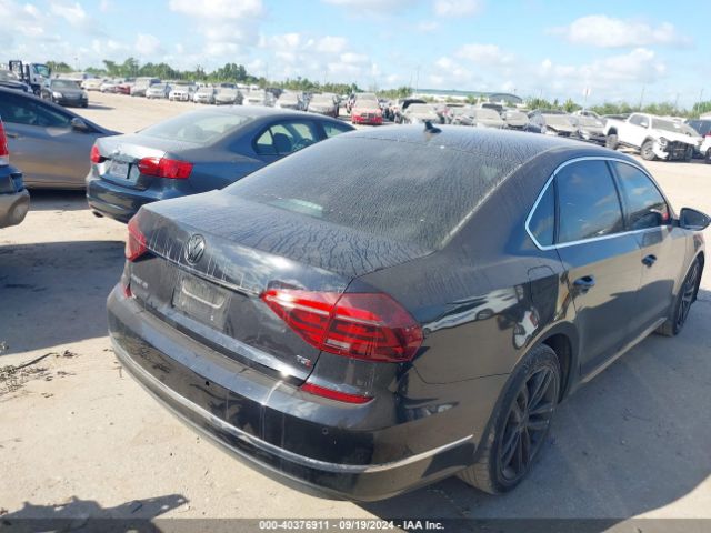 1VWBA7A37JC014188 Volkswagen Passat 2.0t Se