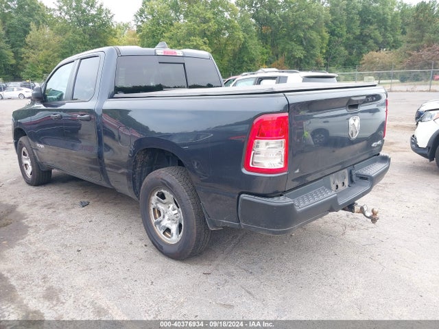 1C6RRFCG4LN386543 RAM 1500 Tradesman Quad Cab 4x4 6'4 Box