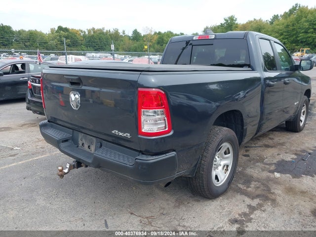 1C6RRFCG4LN386543 RAM 1500 Tradesman Quad Cab 4x4 6'4 Box