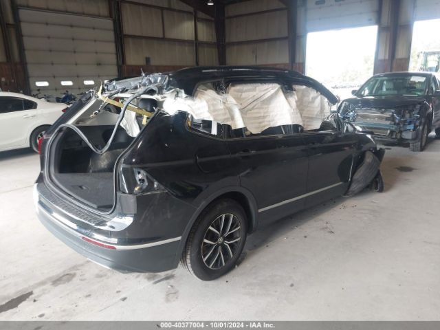 3VV2B7AX0MM068195 Volkswagen Tiguan 2.0t Se/2.0t Se R-line Black/2.0t Sel