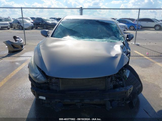 5NPDH4AE6GH753119 Hyundai ELANTRA SE