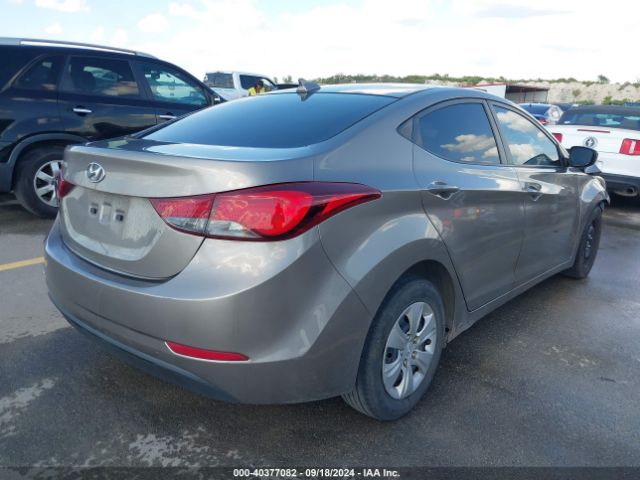 5NPDH4AE6GH753119 Hyundai ELANTRA SE