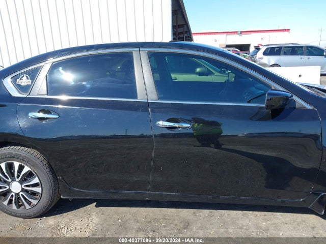 Nissan Altima 2.5 S 2015 1N4AL3AP8FN306745 Image 14