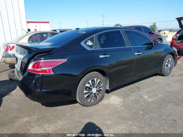Nissan Altima 2.5 S 2015 1N4AL3AP8FN306745 Image 4