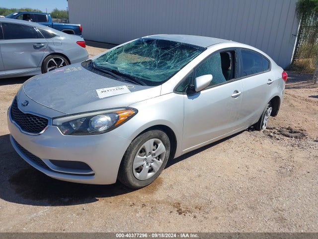 KIA FORTE LX 2014 KNAFK4A66E5139460 Image 2