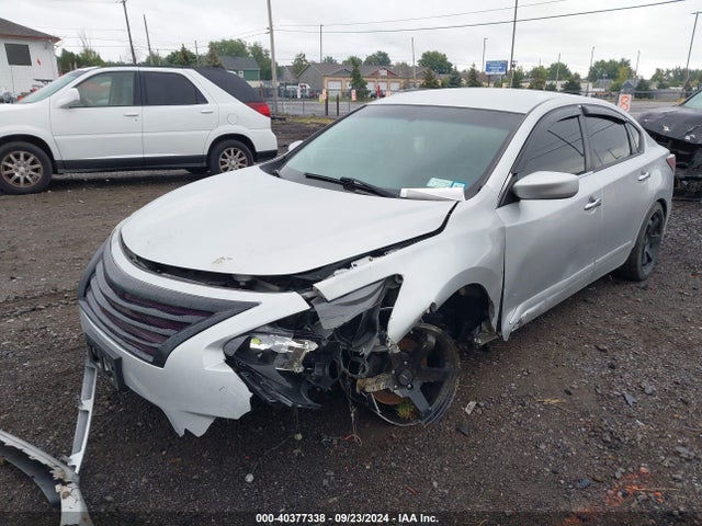 Nissan Altima 2.5 S 2014 1N4AL3AP0EC180990 Image 2