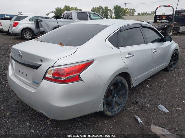 Nissan Altima 2.5 S 2014 1N4AL3AP0EC180990 Image 4