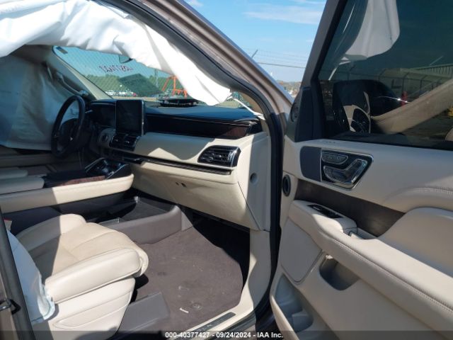 5LMJJ2HT5JEL20309 Lincoln Navigator Select